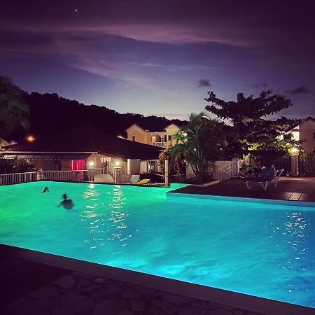 Superbe Studio De Standing A 800M De La Mer Des Caraibes Le Hameau De Beauregard Sainte Anne Apartment Exterior foto