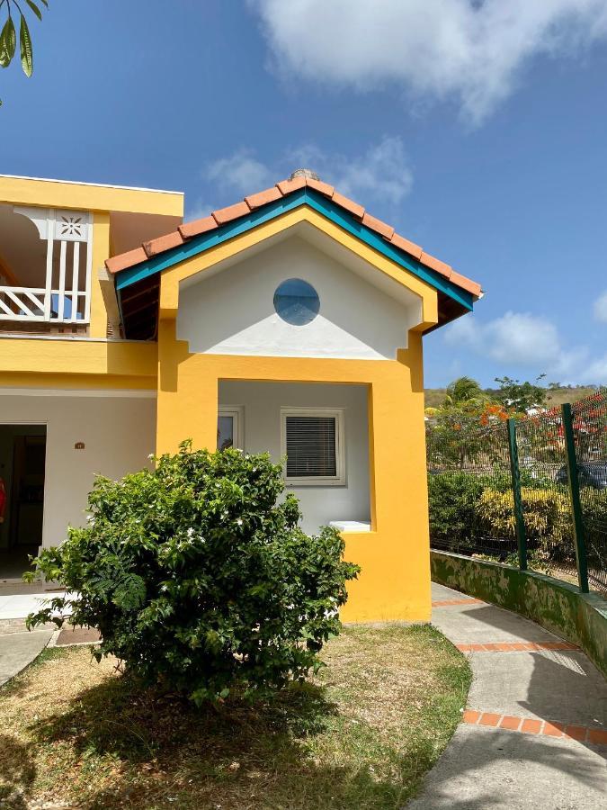 Superbe Studio De Standing A 800M De La Mer Des Caraibes Le Hameau De Beauregard Sainte Anne Apartment Exterior foto