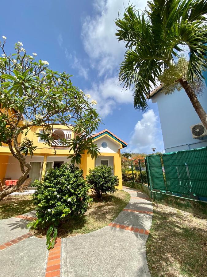 Superbe Studio De Standing A 800M De La Mer Des Caraibes Le Hameau De Beauregard Sainte Anne Apartment Exterior foto